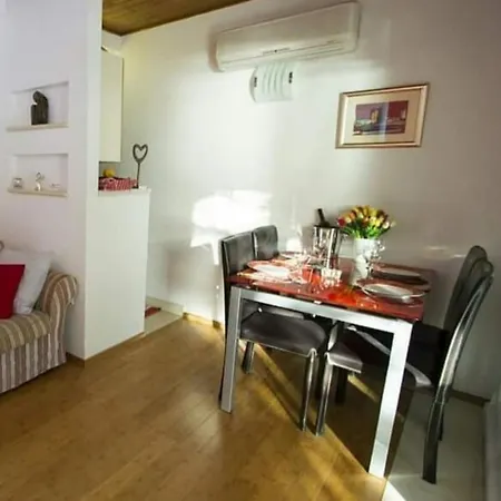 Beach G&g - Iva Apartment *